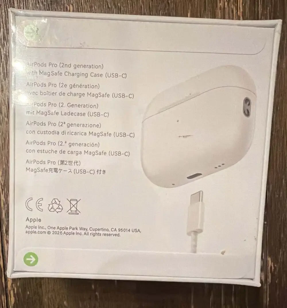 Apple AirPods Pro (2nd generation) with MagSafe Charging Case (USB-C)